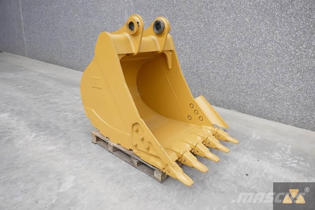 CAT 320 Bucket Bakken