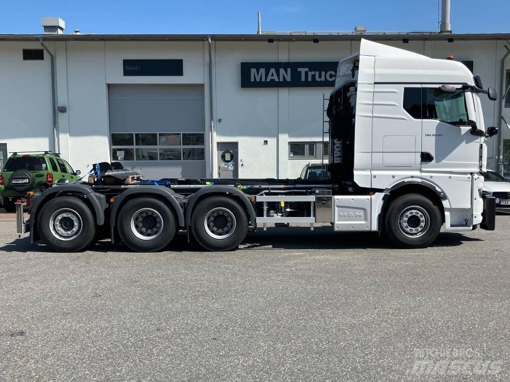 MAN TGX 35.520 Vrachtwagen met containersysteem