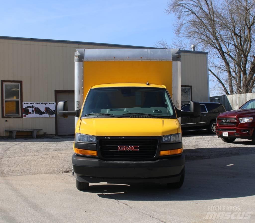 GMC Savana G3500 Bakwagens met gesloten opbouw