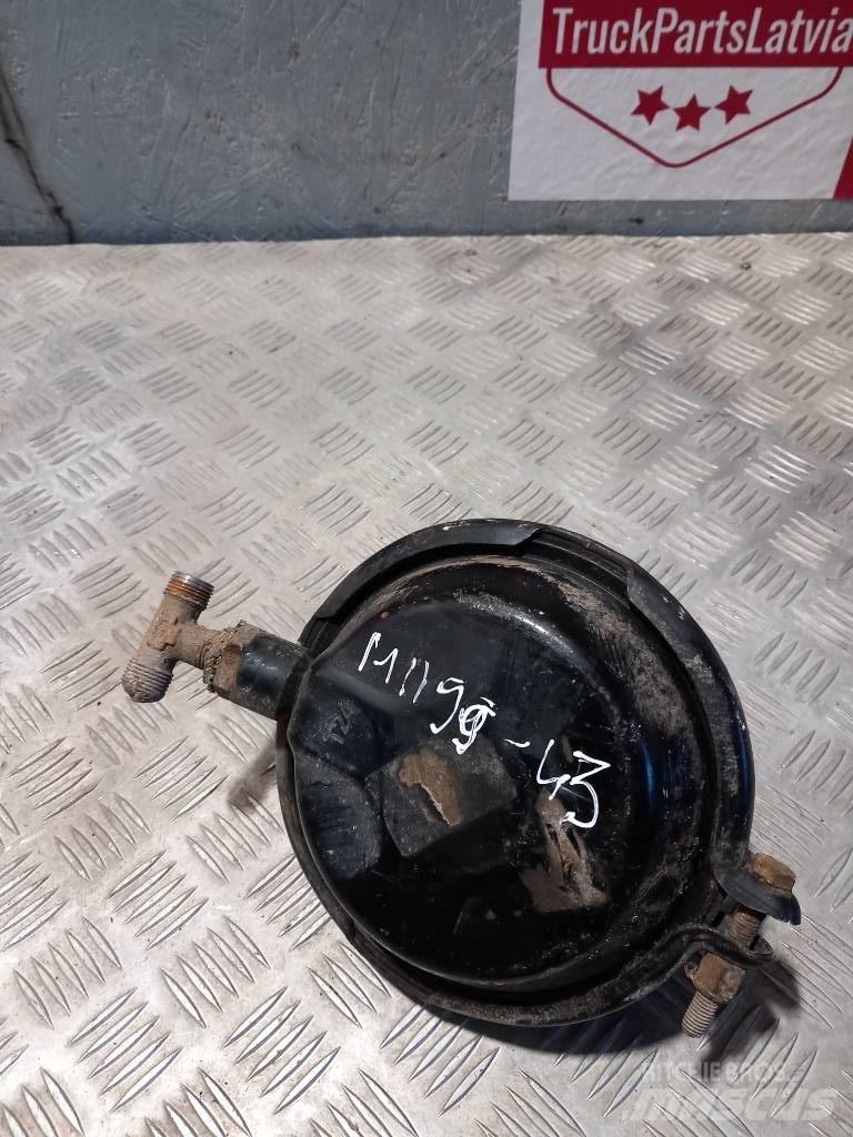 MAN TGM  81511016483 Remmen