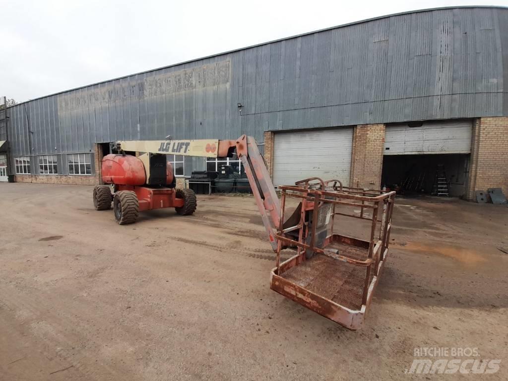 JLG 800 AJ Telescoophoogwerkers
