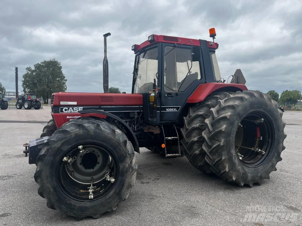 CASE 1056XL Tractoren