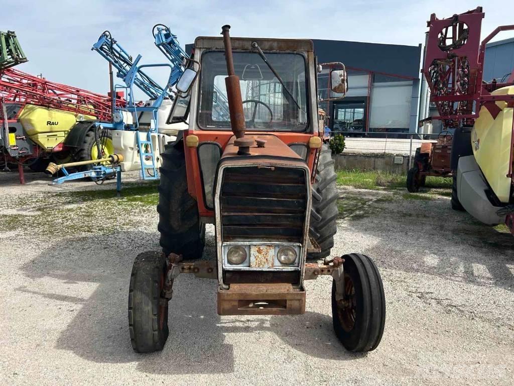 Massey Ferguson 590 Tractoren