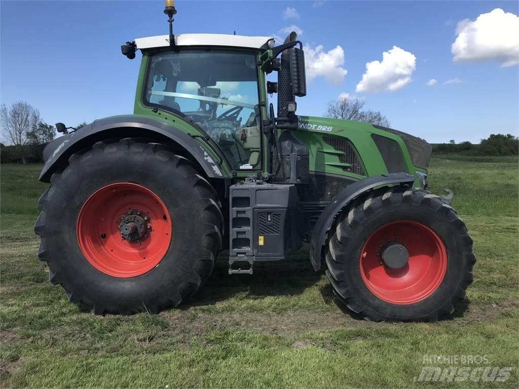 Fendt 828 Vario Tractoren