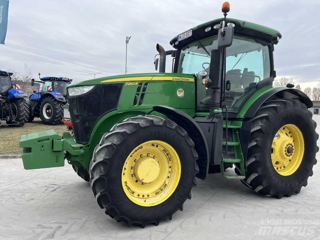 John Deere 7260 R Tractoren