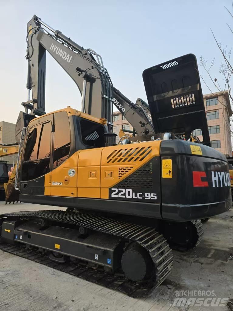 Hyundai 220—9S Rupsgraafmachines