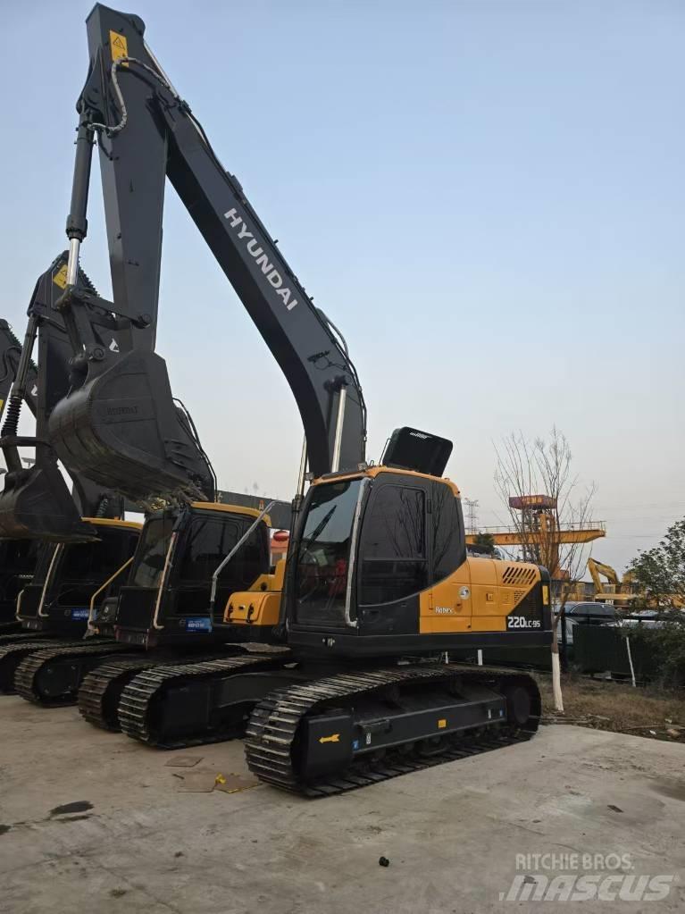 Hyundai 220—9S Rupsgraafmachines
