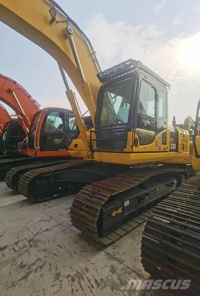 Komatsu PC 220-8 Rupsgraafmachines