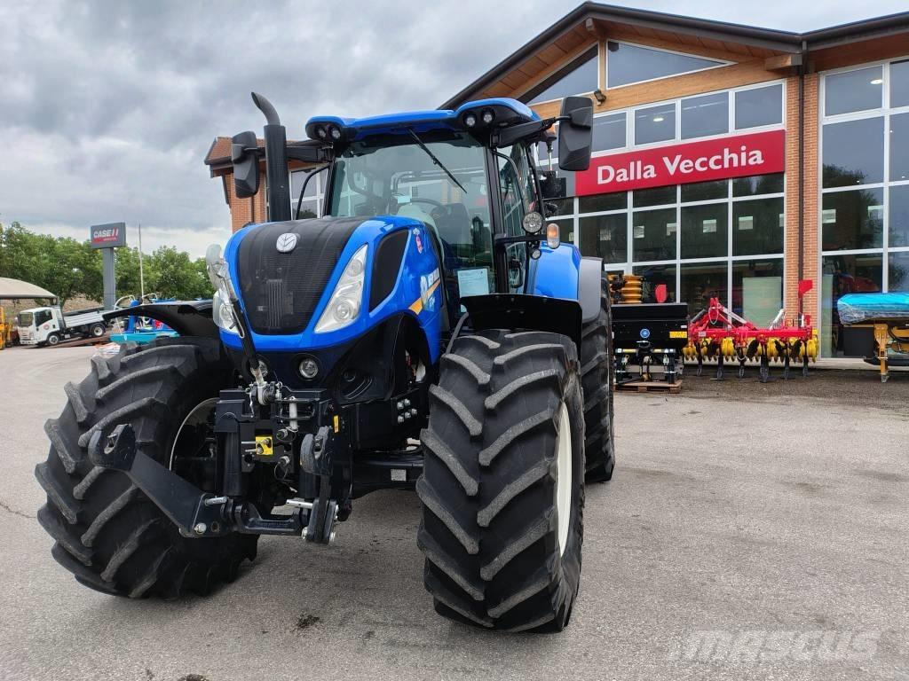 New Holland T 7.245 Tractoren