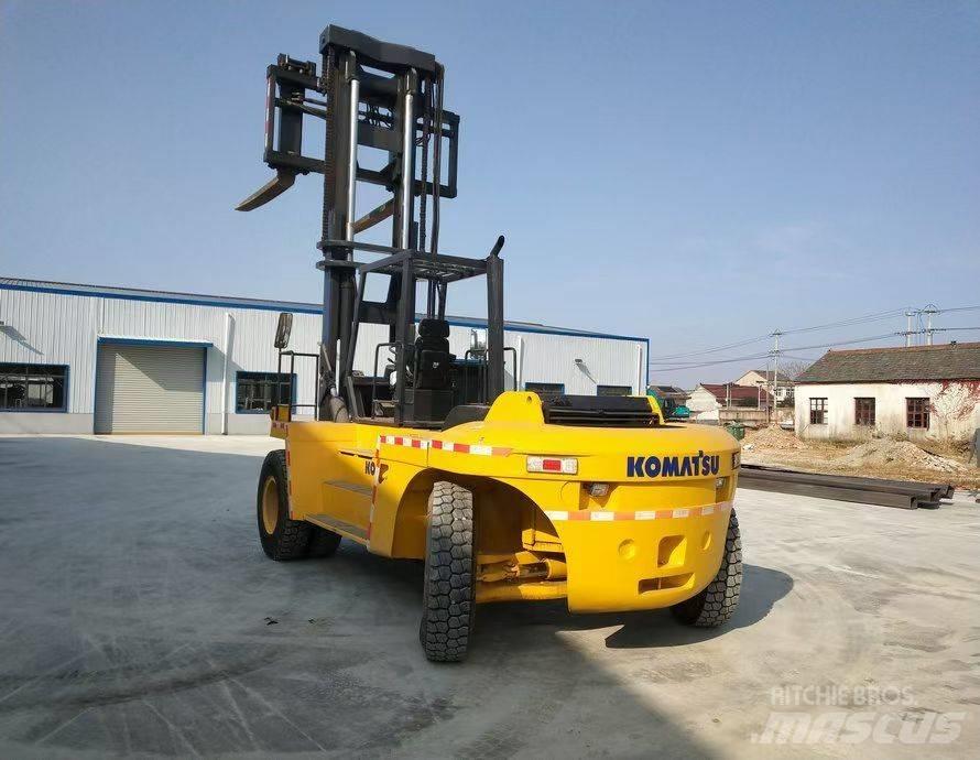 Komatsu FD200 Verreikers
