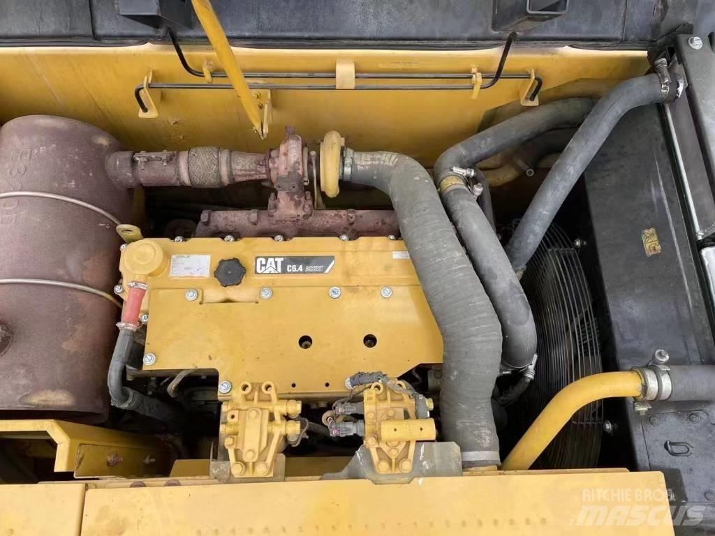 CAT 323 D L Rupsgraafmachines