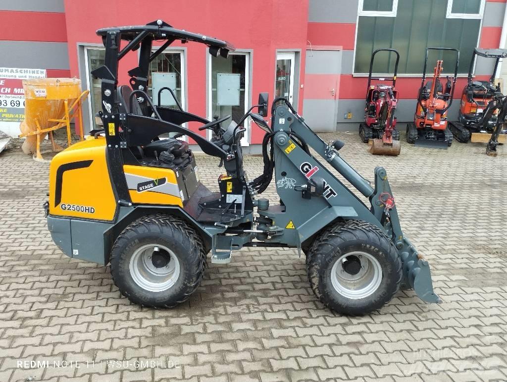 GiANT G2500 HD Voorladers en gravers
