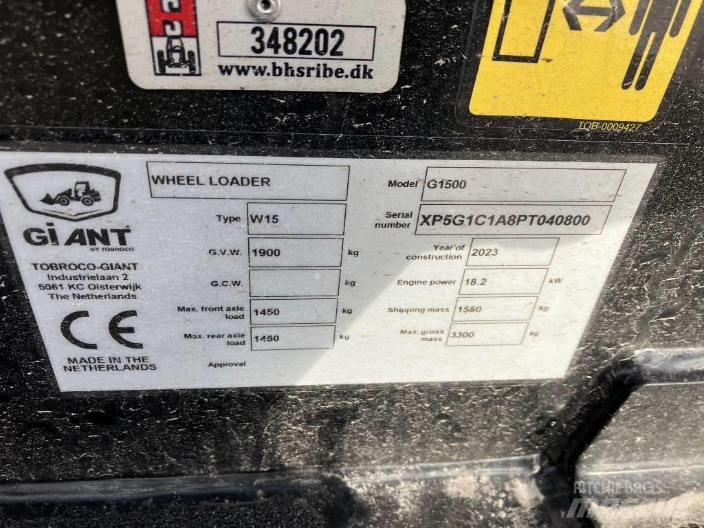 GiANT G 1500 Knik- en schrankladers