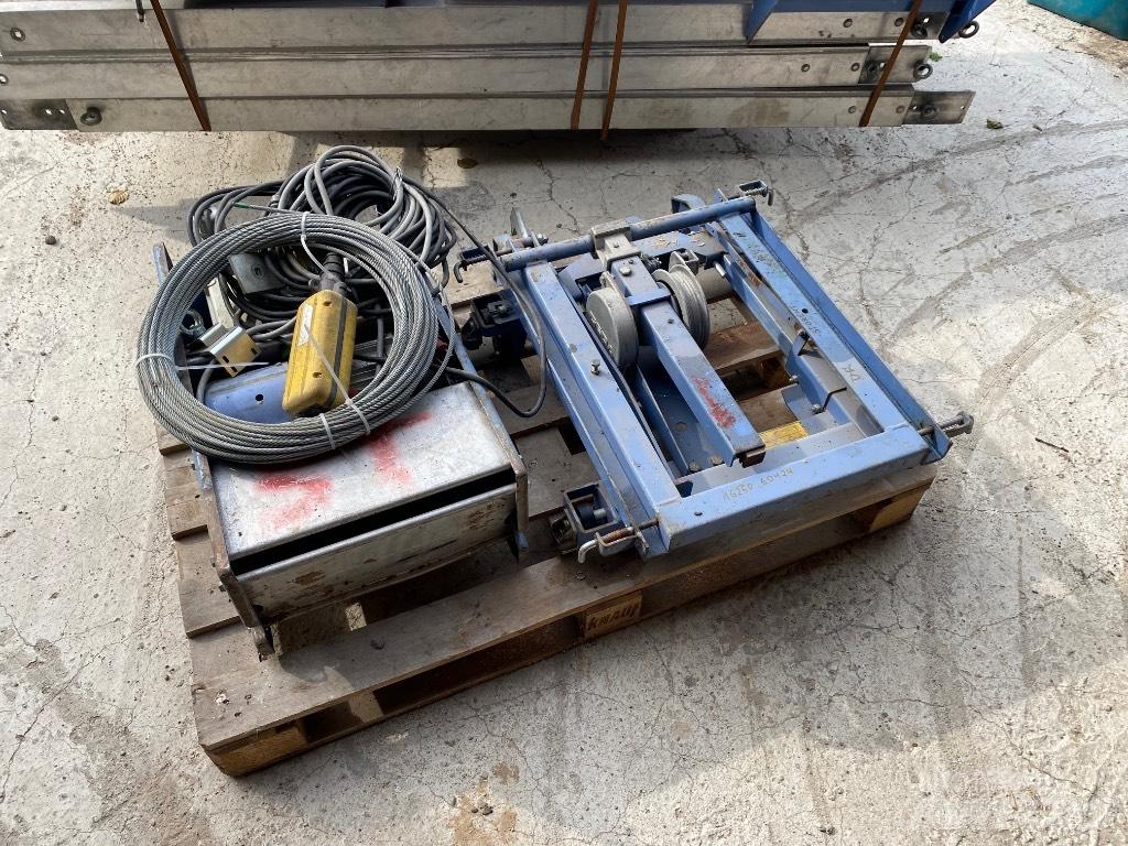 Geda Lift 250 Takels, lieren en materiaalliften