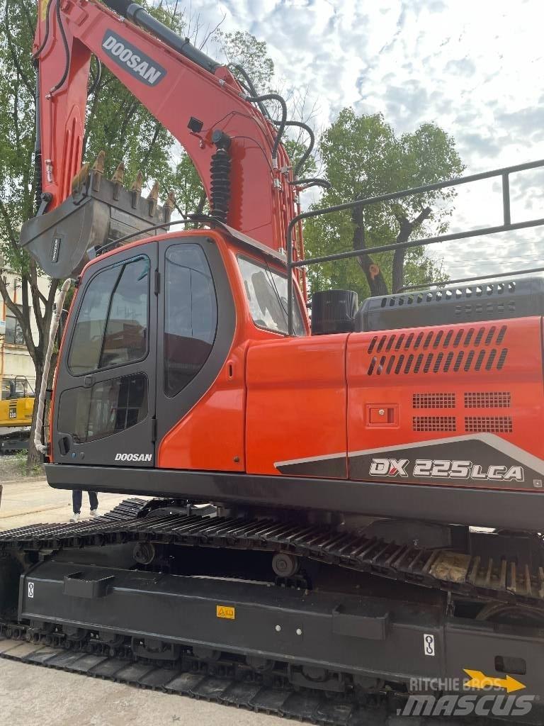 Doosan DX 225 Midigraafmachines 7t - 12t