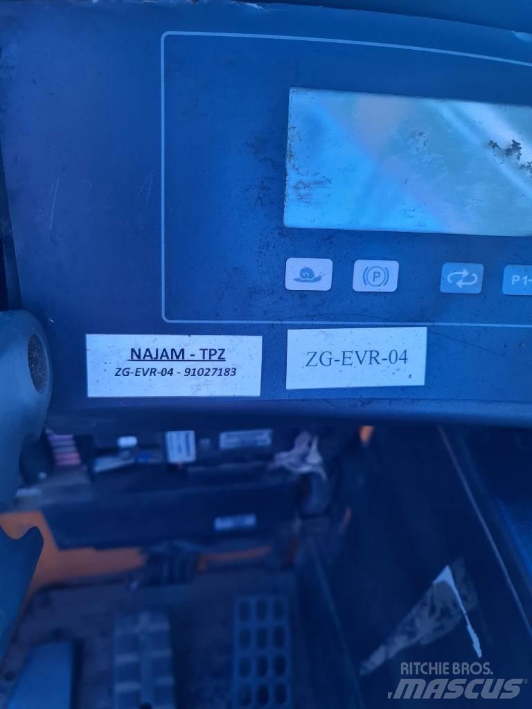 Jungheinrich ETV 216 Reachtruck voor hoog niveau