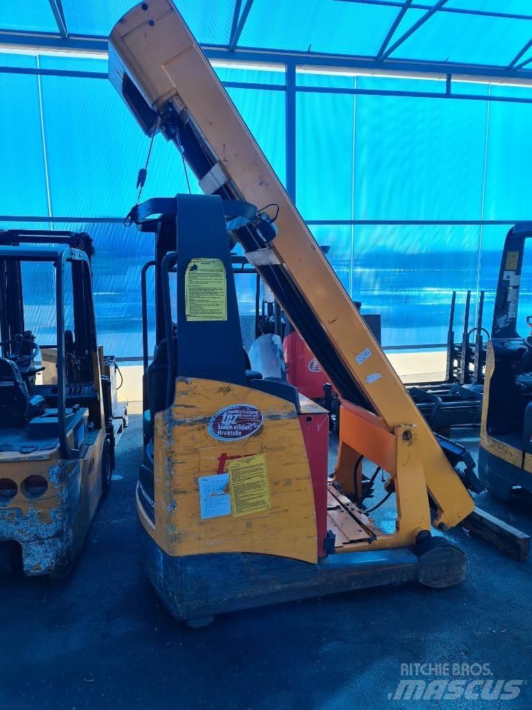 Jungheinrich ETV 216 Reachtruck voor hoog niveau