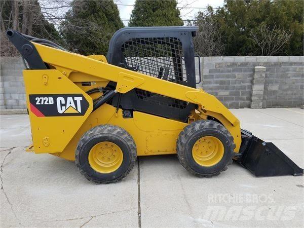 CAT 272 D Schrankladers