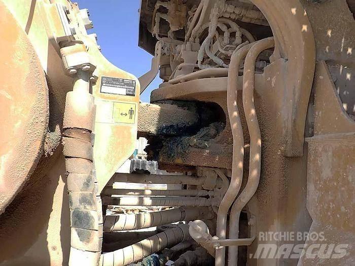 CAT 988K Wielladers