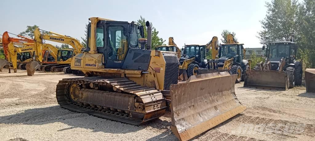 Komatsu D61EX-15 Rupsdozers