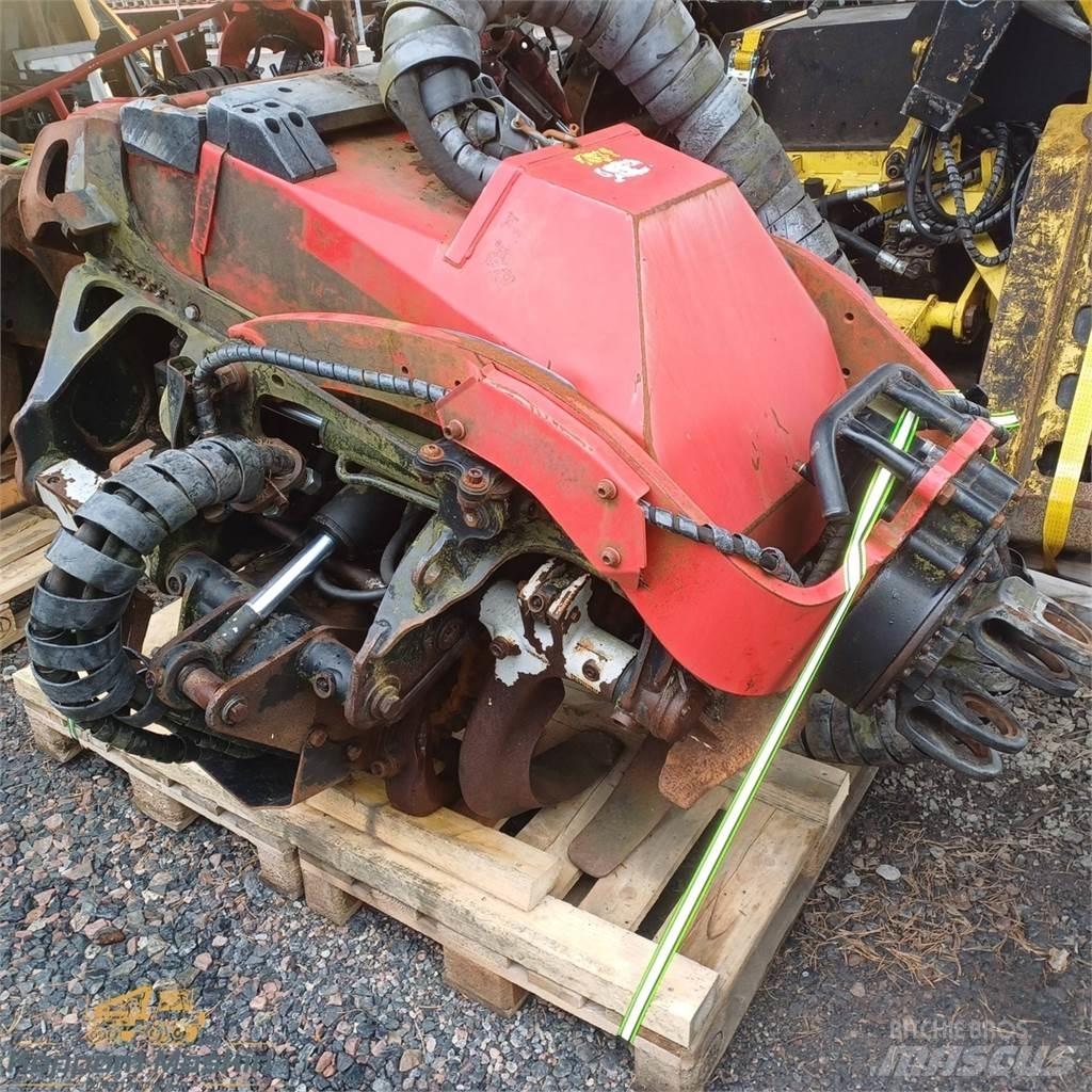 Komatsu C144 Boomvelkoppen