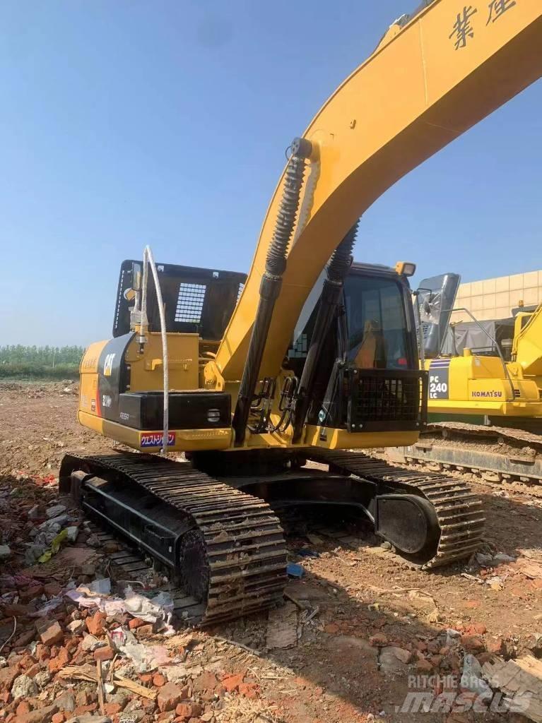 CAT 320 D Rupsgraafmachines