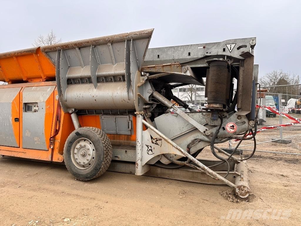 Lindner Urraco 75 D Shredders