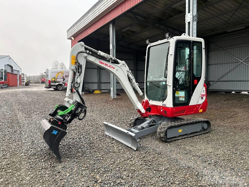 Takeuchi TB320 Minigraafmachines < 7t
