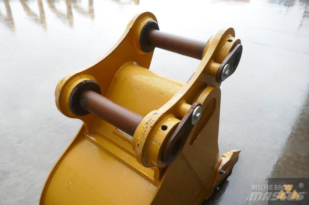 CAT 320 Bucket Bakken