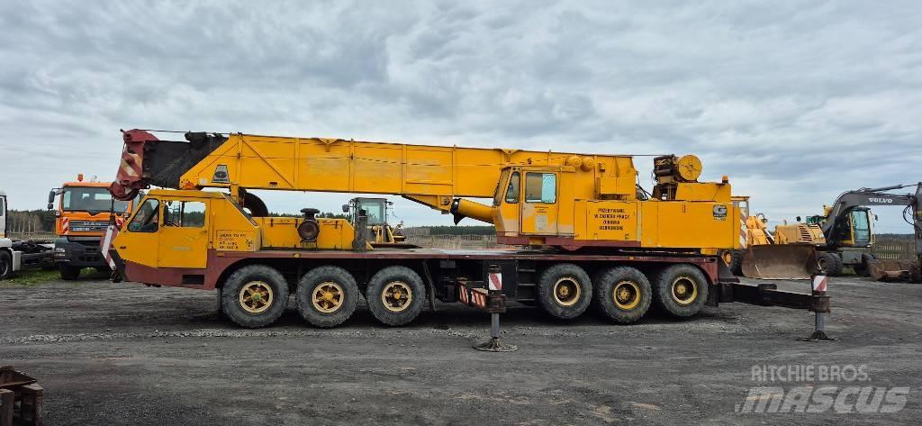 Grove TM 875 Vlakke laadvloer met kraan