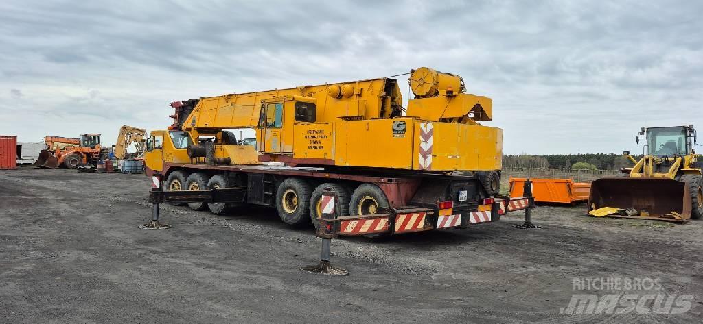 Grove TM 875 Vlakke laadvloer met kraan