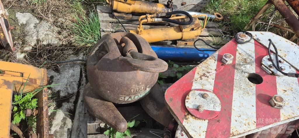 Grove TM 875 Vlakke laadvloer met kraan