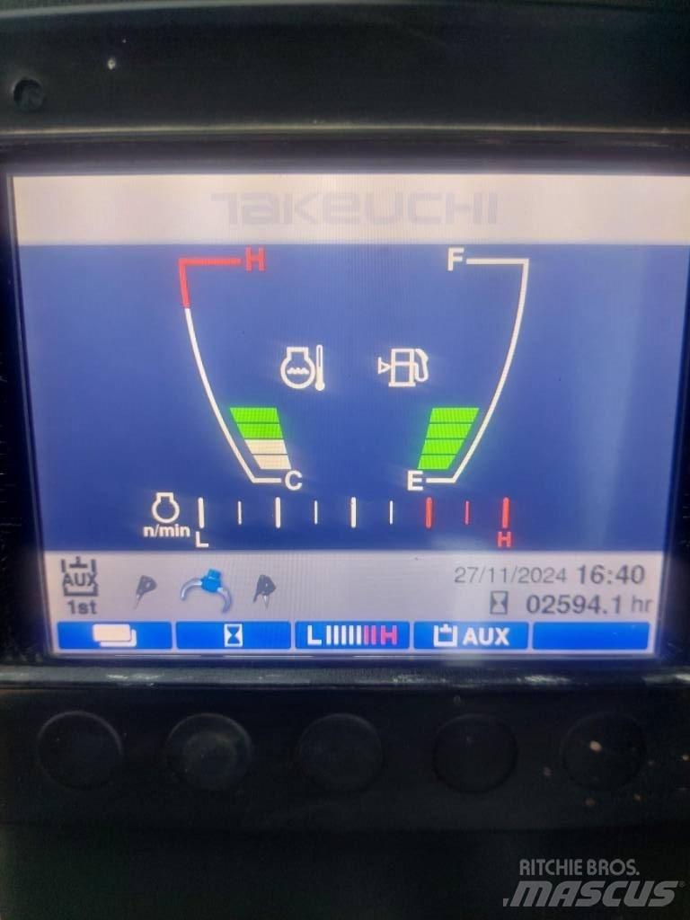 Takeuchi TB 230 Minigraafmachines < 7t