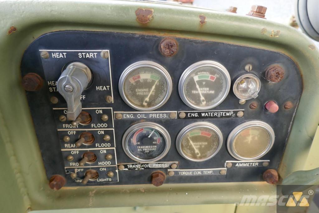 CAT D7F Ex-army Rupsdozers