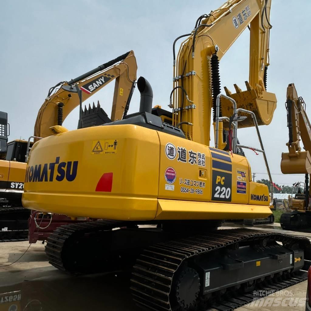 Komatsu 220-8 Rupsgraafmachines
