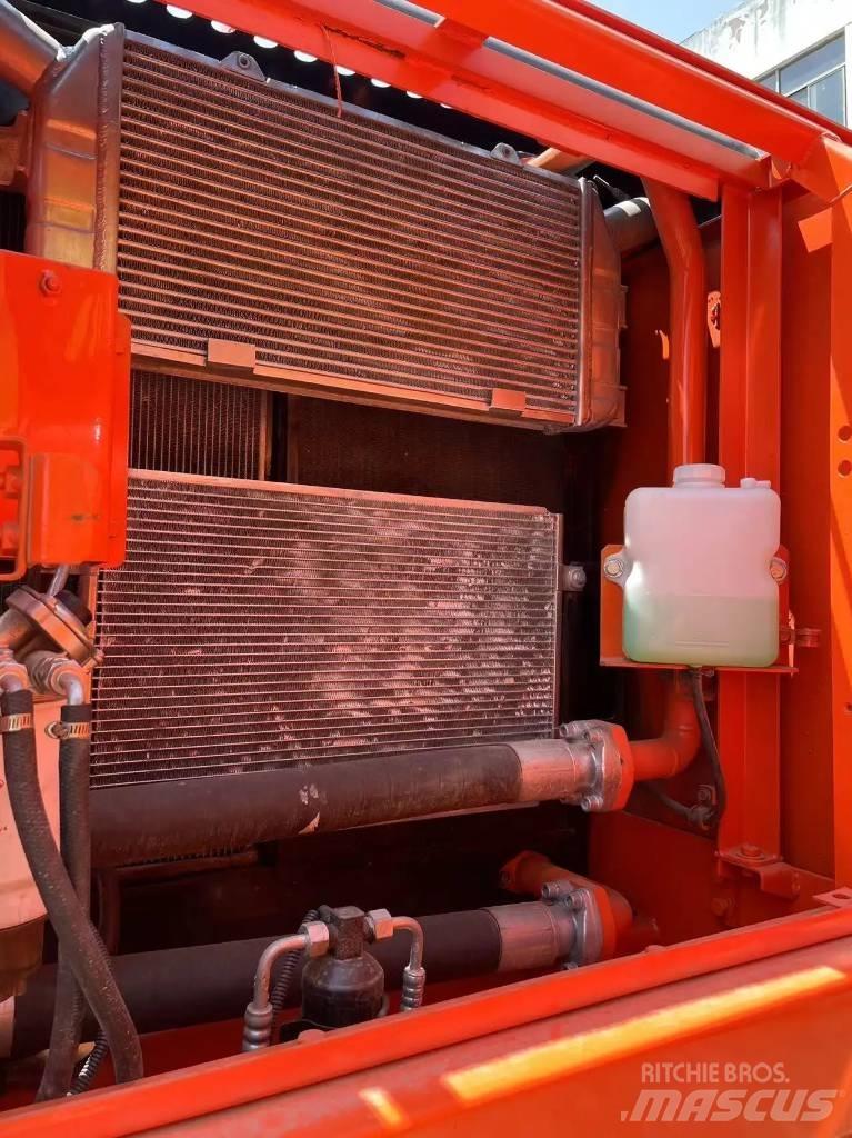 Doosan DX225LC Rupsgraafmachines