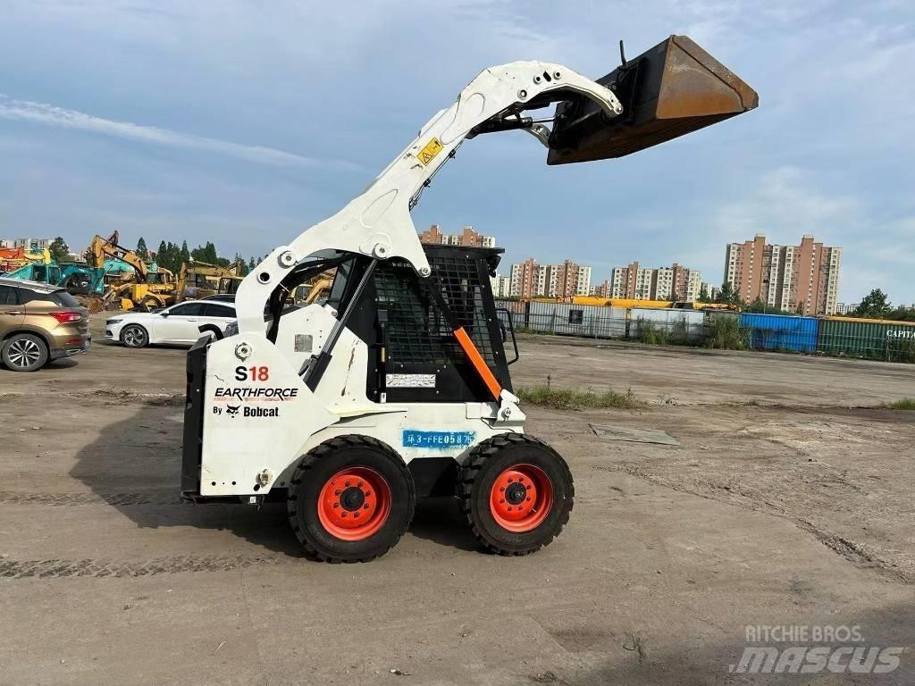 Bobcat S18 Schrankladers
