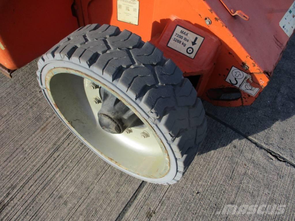 JLG E 400 AJPN (022) Knikarmhoogwerkers