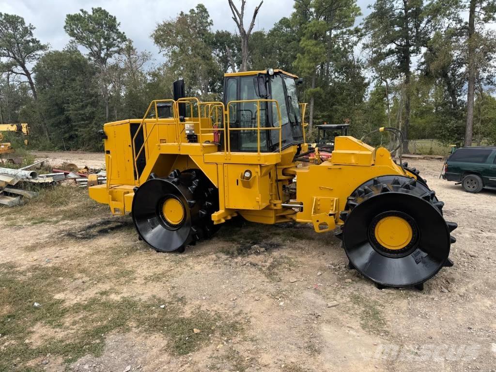 CAT 836 G Afvalpersen