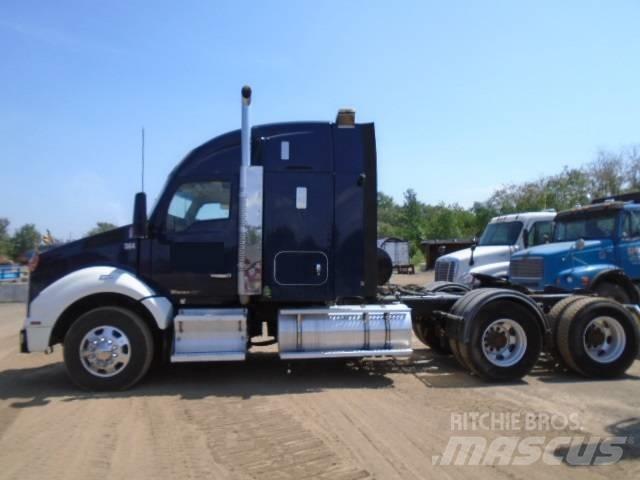 Kenworth T 880 Trekkers