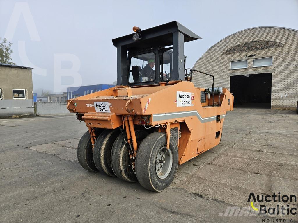 Corinsa CCN 1222 Bandenwalsen