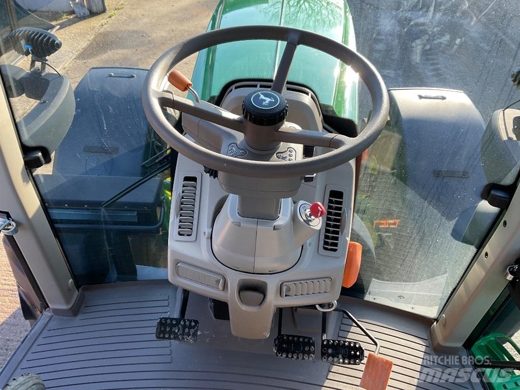 John Deere 6155 M Tractoren