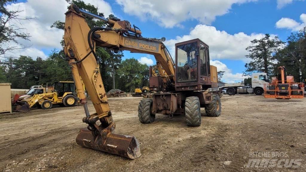 CASE 688 Wielgraafmachines