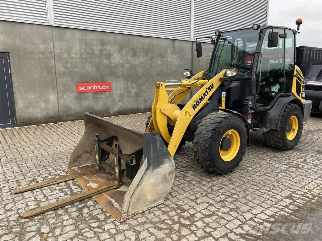 Komatsu WA70M-8EO Knik- en schrankladers