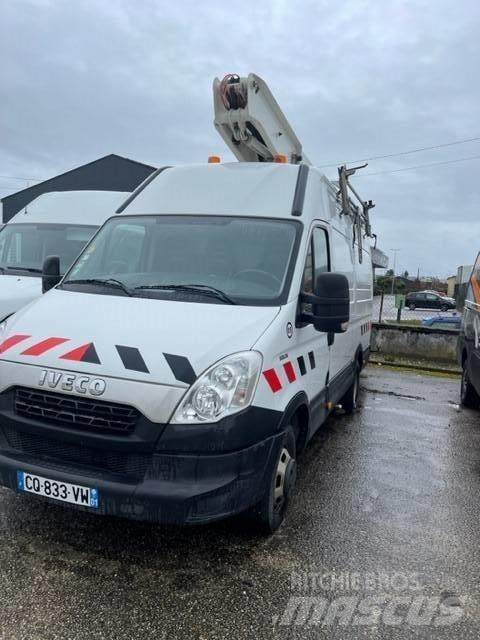 VERSALIFT ET 38 LF Knikarmhoogwerkers