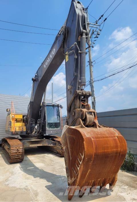 Volvo EC 300 EL Rupsgraafmachines