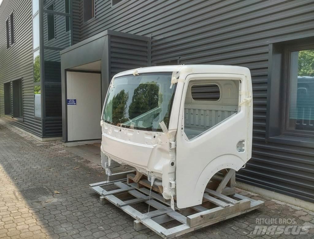 Renault Maxity Cabine en interieur