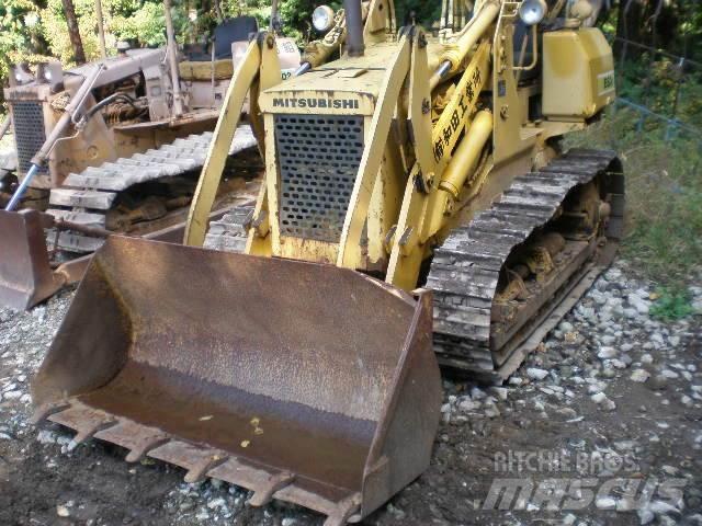 Mitsubishi BS3F Rupsdozers