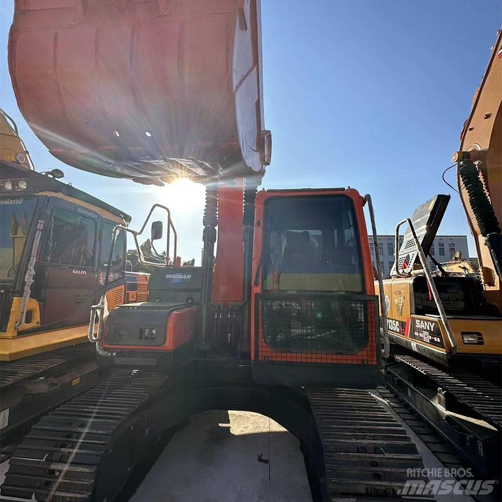 Doosan DX150LC-9C Rupsgraafmachines
