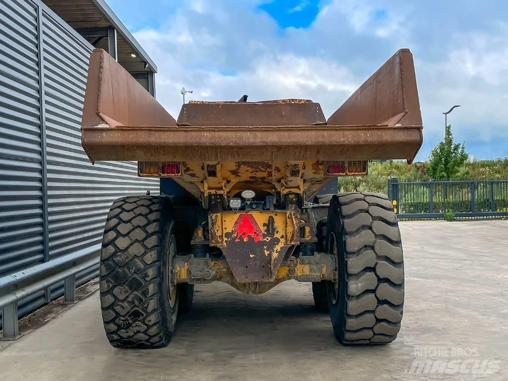 Volvo A25F Knik dumptrucks